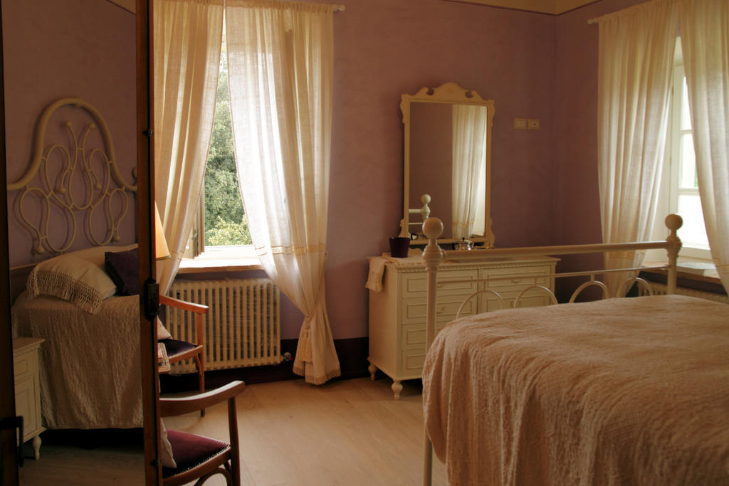 Casa Soleluna B&B Κορτόνα Δωμάτιο φωτογραφία